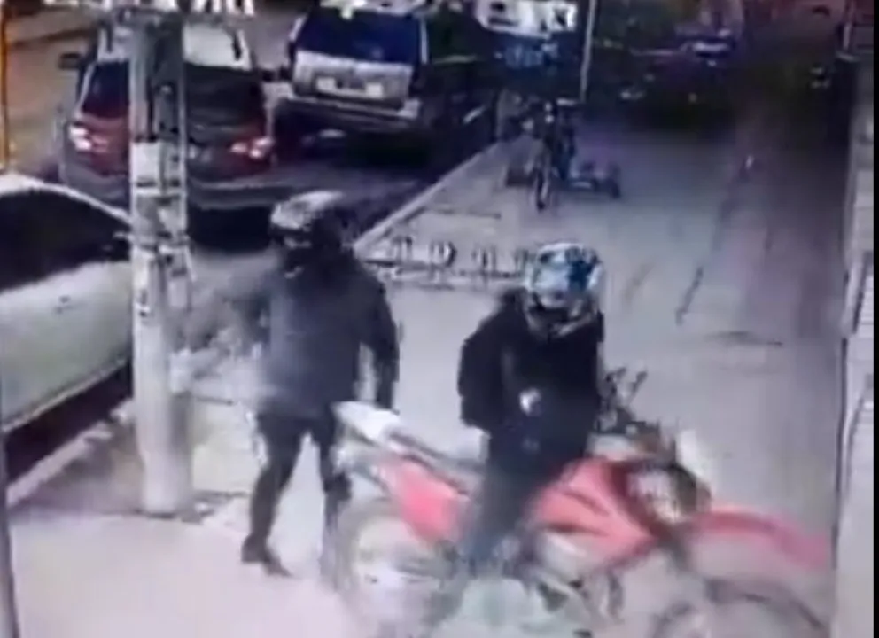 Cuidado: motochorros al acecho en pleno centro de la ciudad