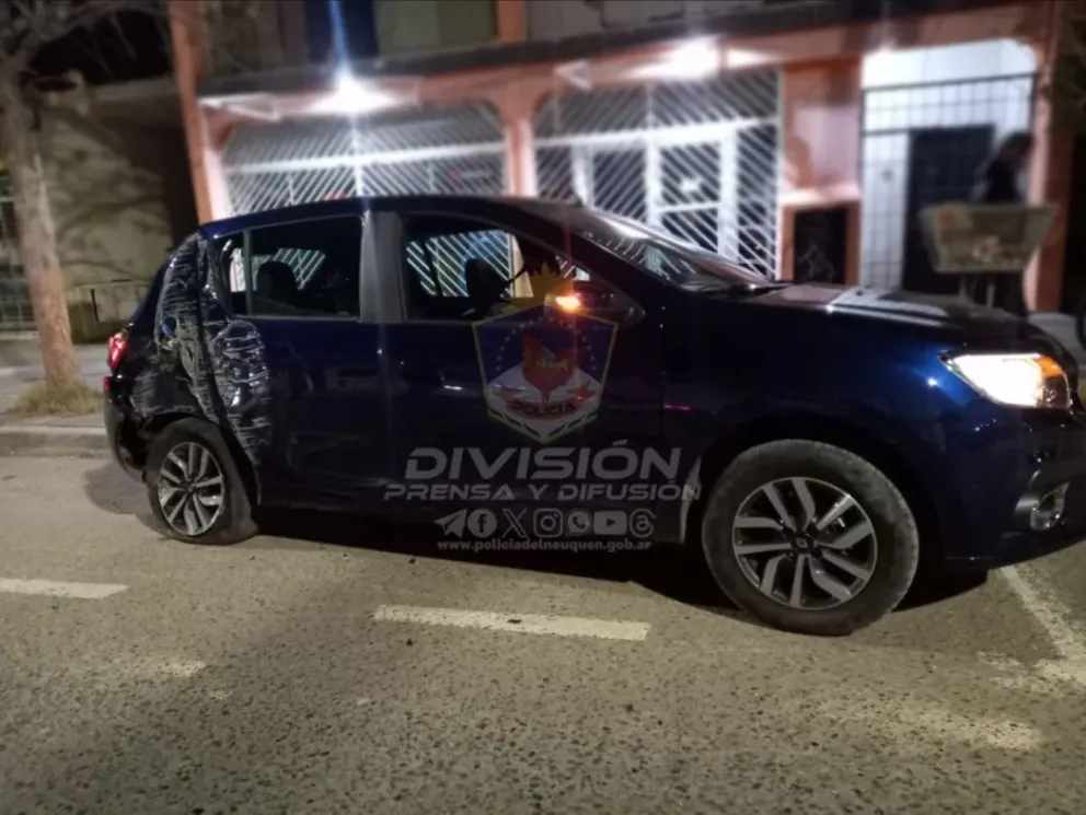 Robo un auto, lo chocó y abandonó a su compañero en el lugar del siniestro