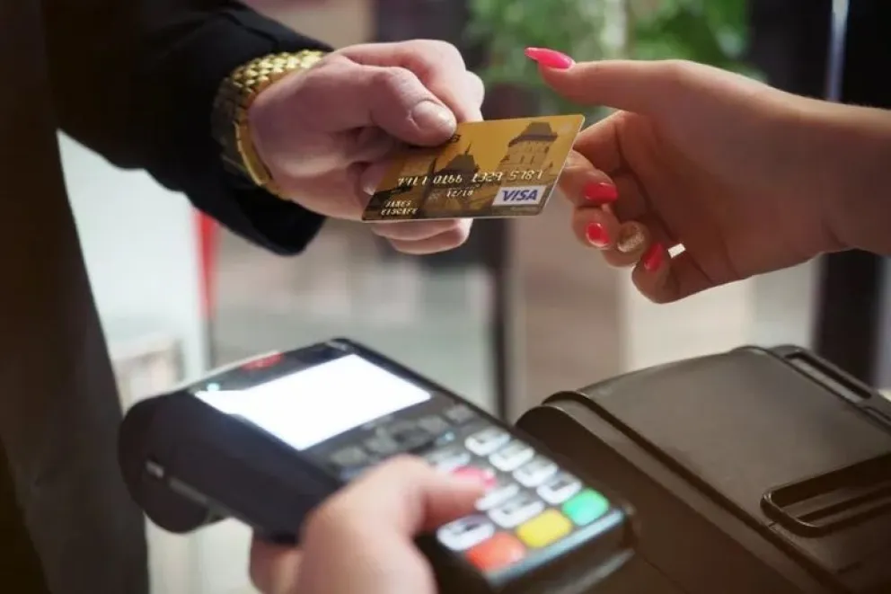 Comerciantes y PyMes de la región impulsan una tarjeta de “compre local”