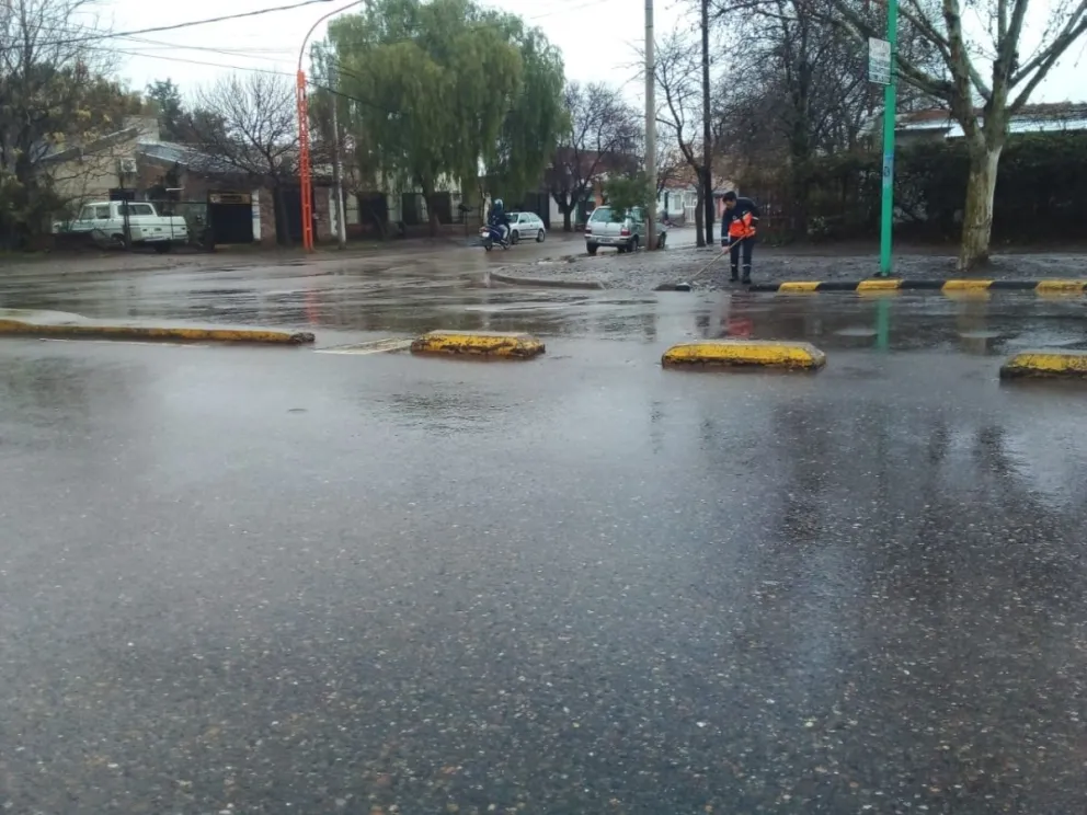 Temporal: tensa espera en la zona ribereña de Cipolletti