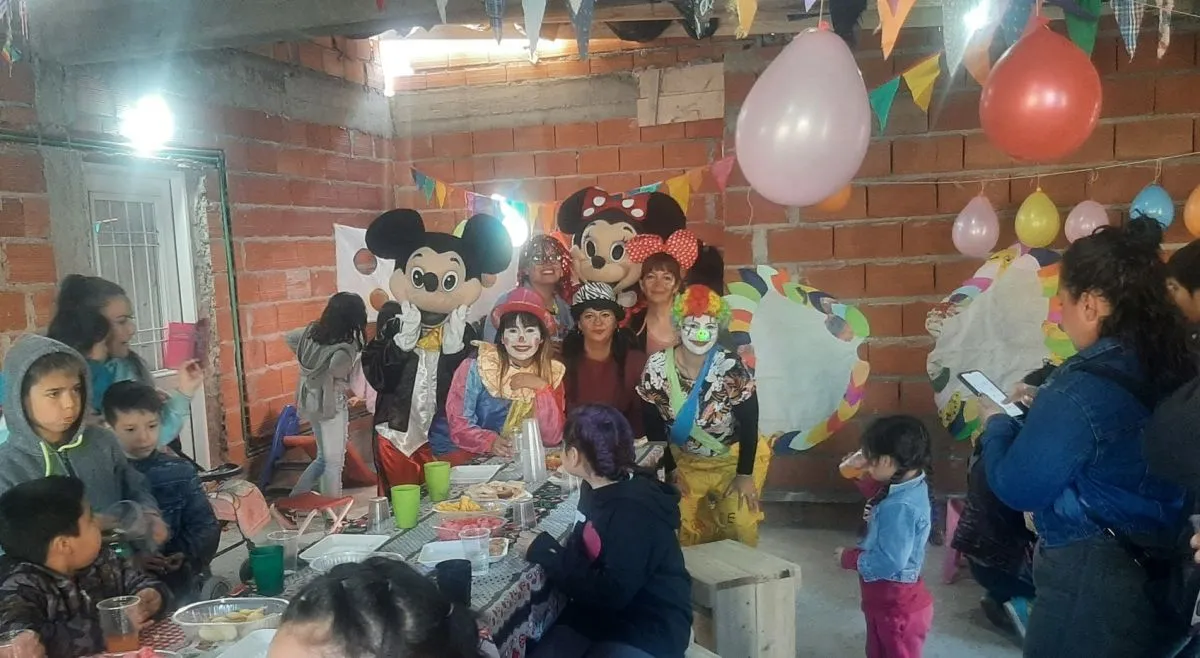 Festejos en las 1200 Viviendas en a&ntilde;os anteriores.
