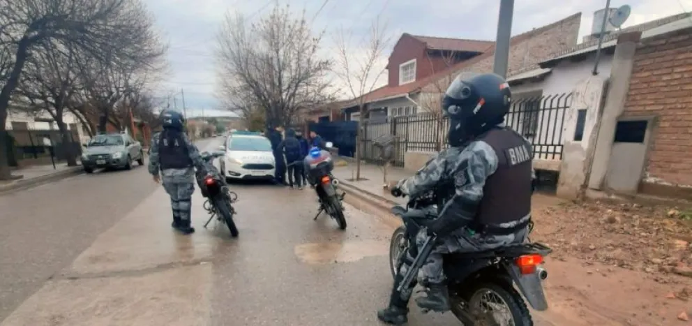 Demoraron a 16 personas en prevención de posibles saqueos