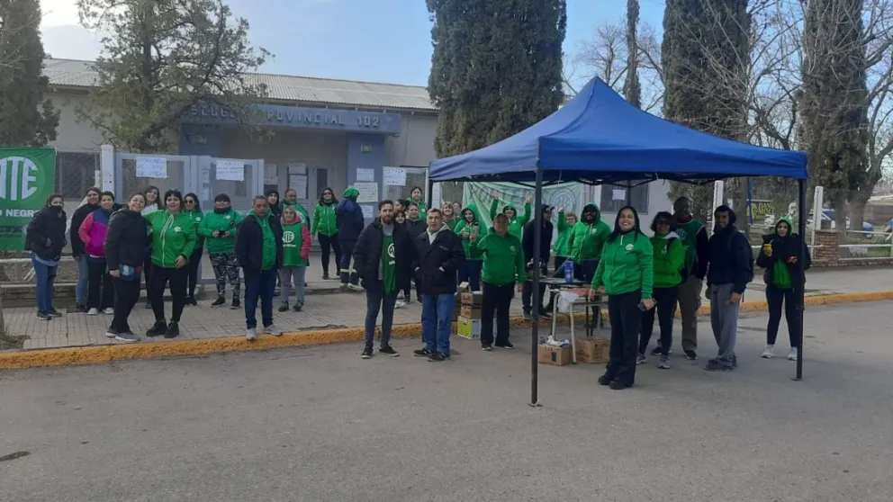 ATE reclama por porteros