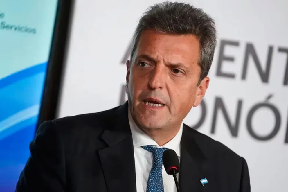 Massa anunció que jubilados y pensionados recibirán un bono histórico de $37.000