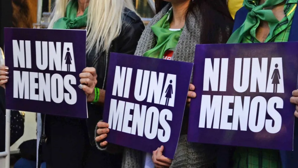Cipolletti: movilización y actividades por el Día Internacional de la Lucha contra la Violencia hacia la Mujer