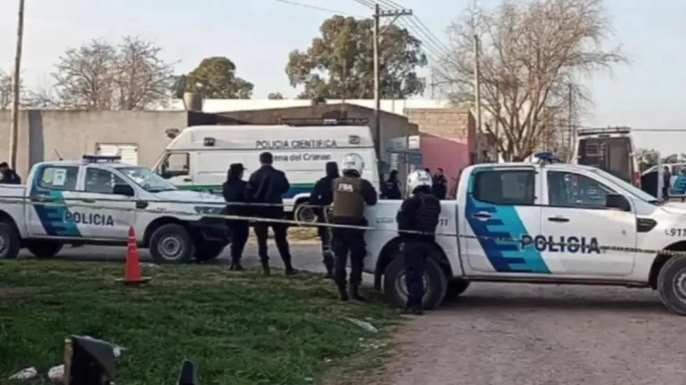 Horror: asesinó a su pareja y a su hijastro, los metió en el freezer y se mató