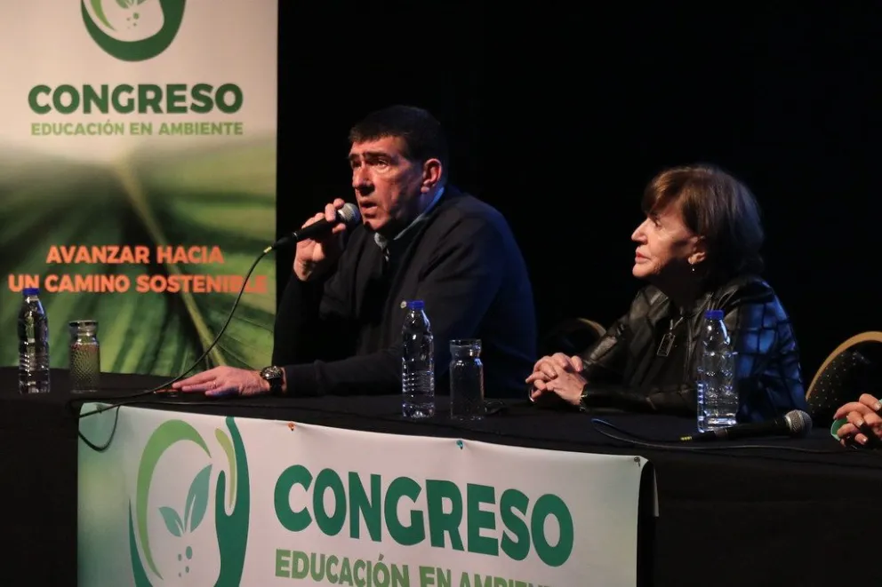 Cipolletti apuesta por la educación ambiental en el Congreso de Educación en Ambiente