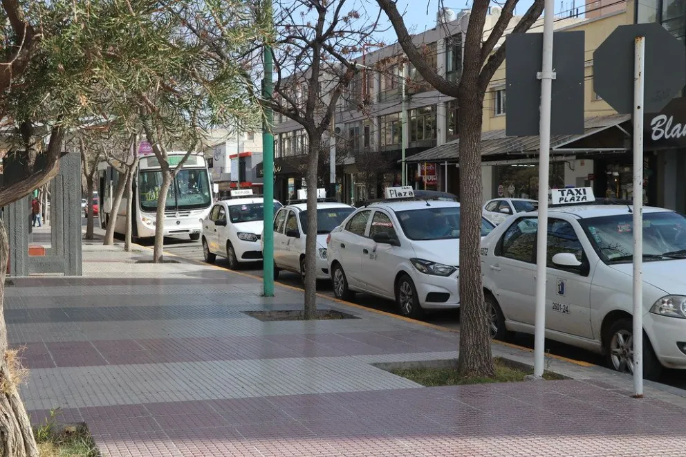 A preparar la billetera: el taxi aumenta el 35 %