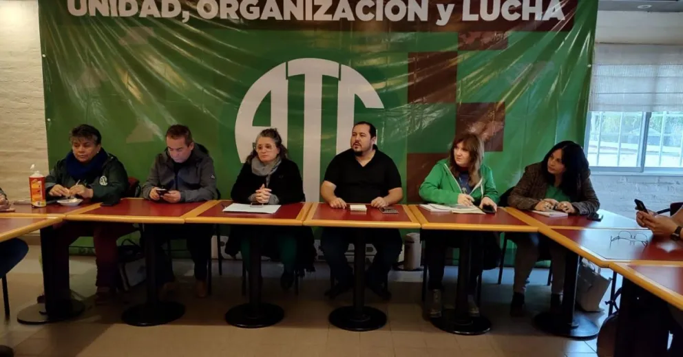 El gremio ATE aceptó la oferta del gobierno, pero exigen algunas condiciones