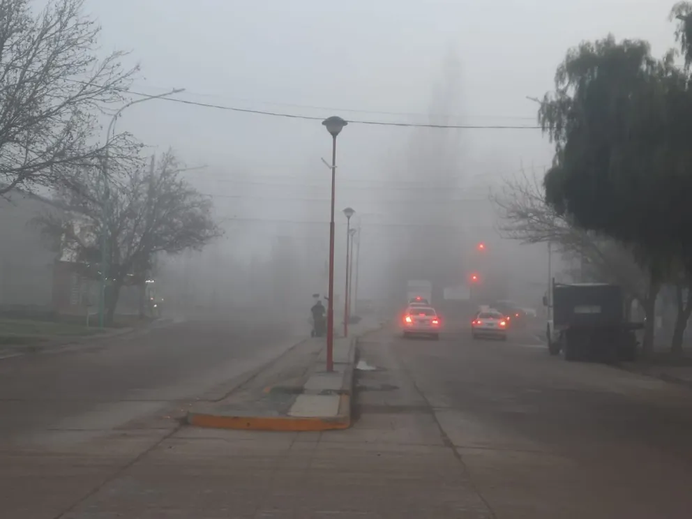 Precaución: una densa niebla cubre el Alto Valle