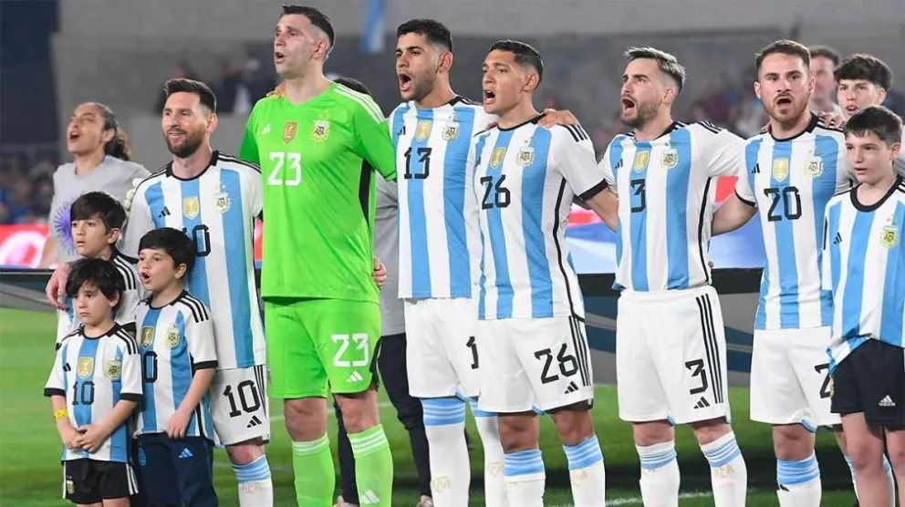Argentina y Ecuador: quién será el cantante argentino que interprete el Himno Nacional