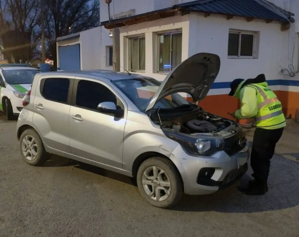 Seguridad: recuperaron dos autos y una moto que habían sido robados