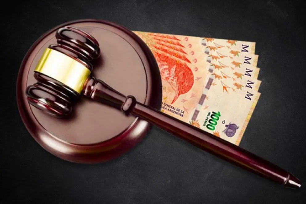 Debe un millón de pesos en cuota alimentaria y le subastarán el auto para saldar la deuda