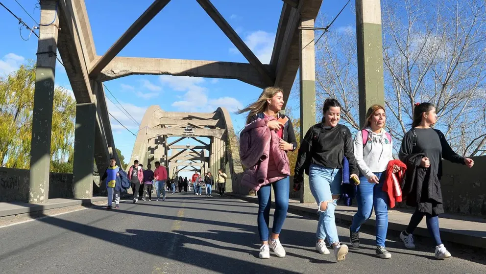 Este jueves organizaciones sociales se manifestarán y cortarán el tránsito en el puente