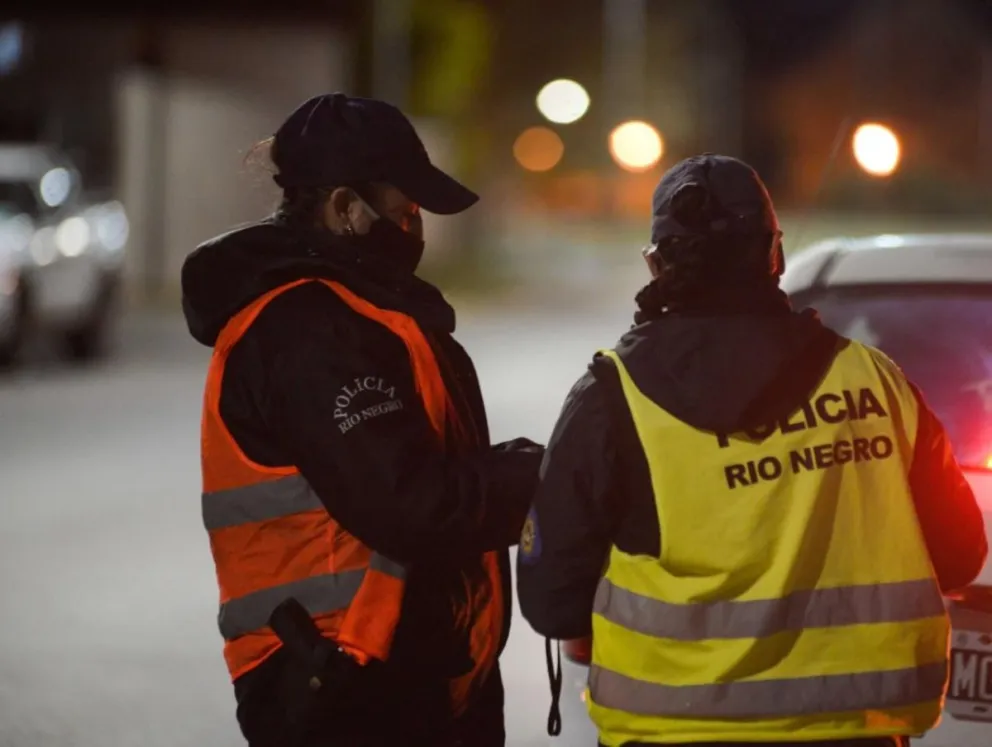 Casi provoca una tragedia por manejar alcoholizado en Cinco Saltos