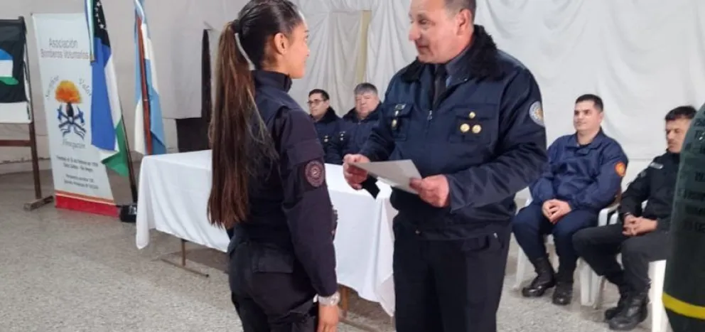Río Negro tiene a la primera mujer policía especializada en búsqueda de explosivos