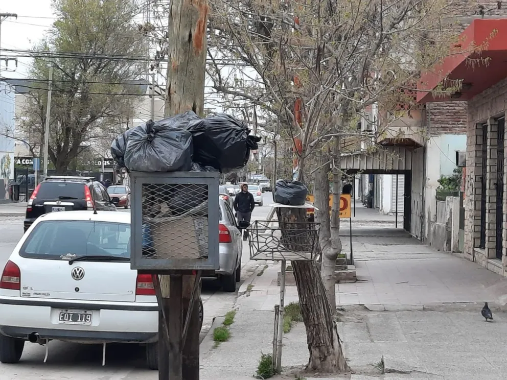 Los gremios municipales hacen retención de servicios, reclamando el bono de $ 60.000