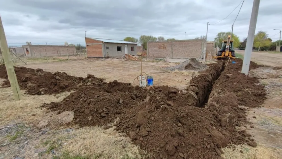 Más de 70 familias del Alto Valle se incorporan a la red de gas