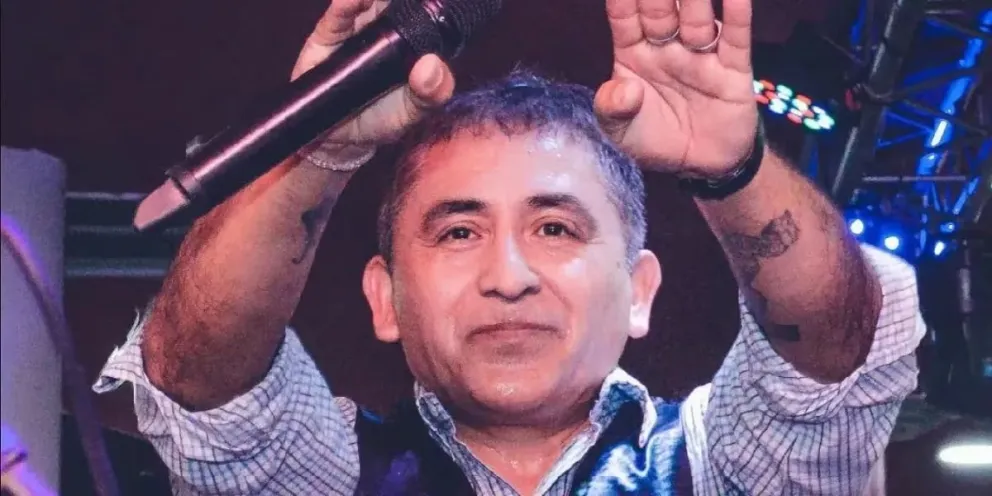 El cantante Huguito Flores murió en un trágico accidente
