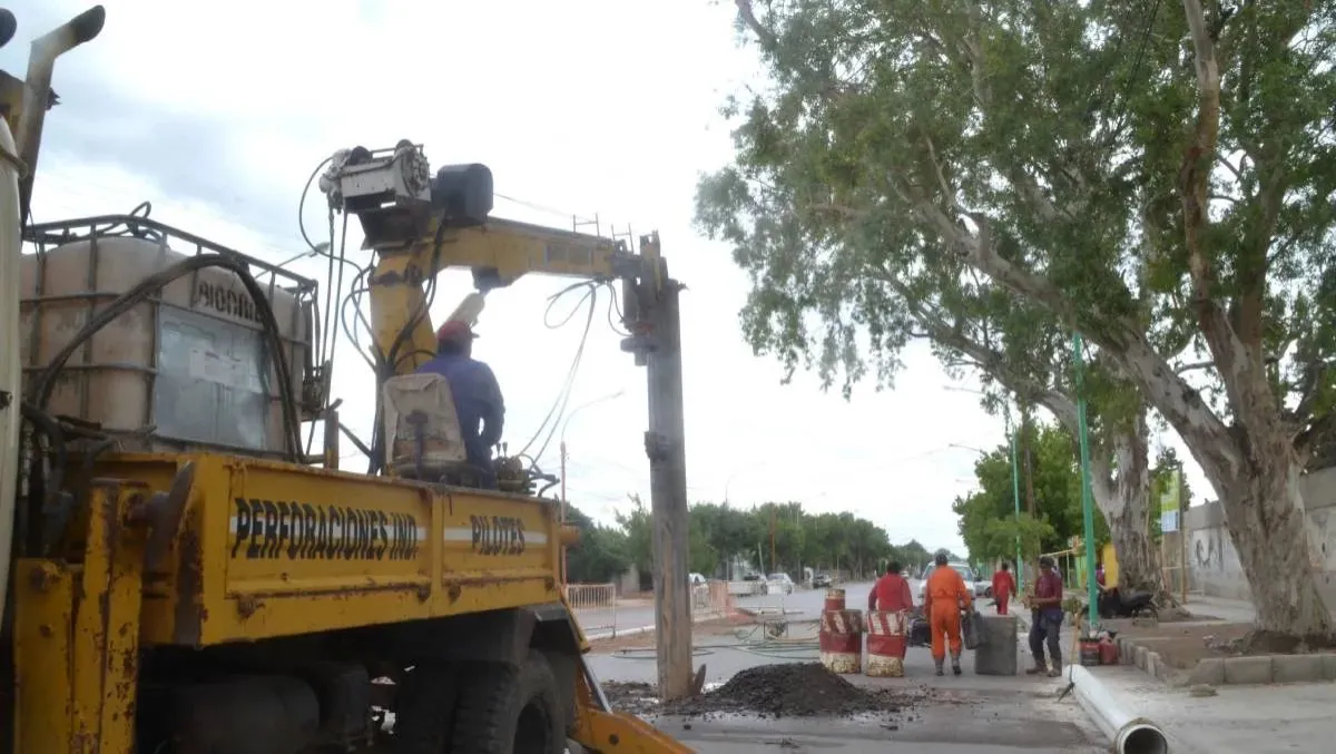 En la esquina de Venezuela y Naciones Unidas (cementerio) ya se realizaron obras en la red de cloacas.