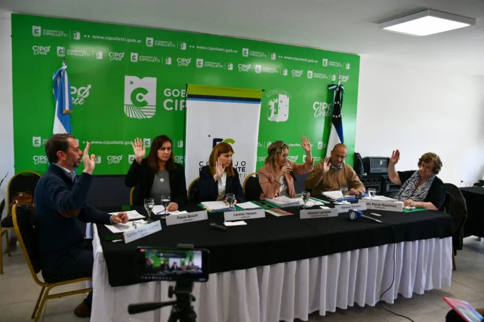 Destituyeron a la tesorera: el Deliberante aprobó por unanimidad el pedido del ejecutivo cipoleño