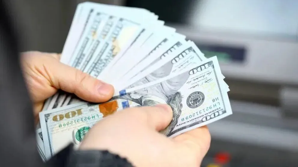Se renueva el cupo para comprar dólar ahorro: quiénes no pueden acceder 