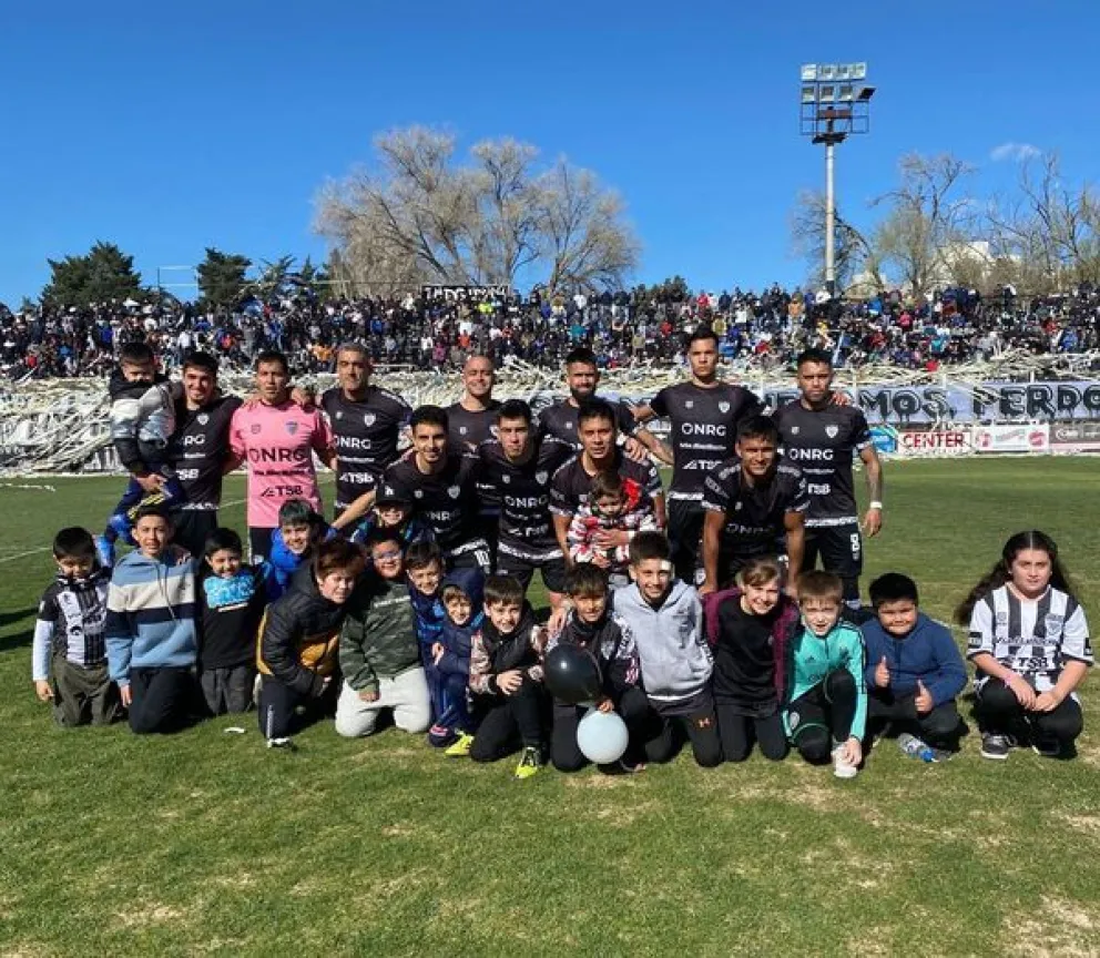¡Jugaron para Cipo! Sin jugar, el albinegro sigue en zona de clasificación