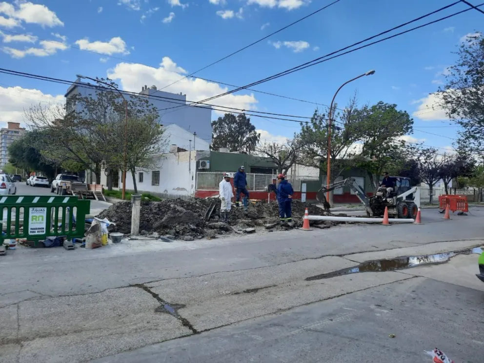 ARSA completó el recambio de un colector en el barrio Almirante Brown