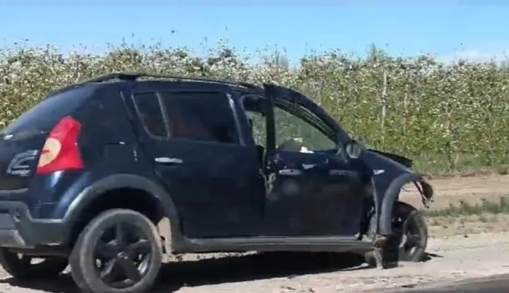 Cinco heridos, susto y autos destrozados, el saldo de un violento choque en la ruta 22