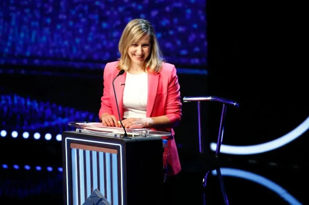 “Proponemos reducir la jornada laboral a 6 horas”, dijo Myriam Bregman durante el Debate