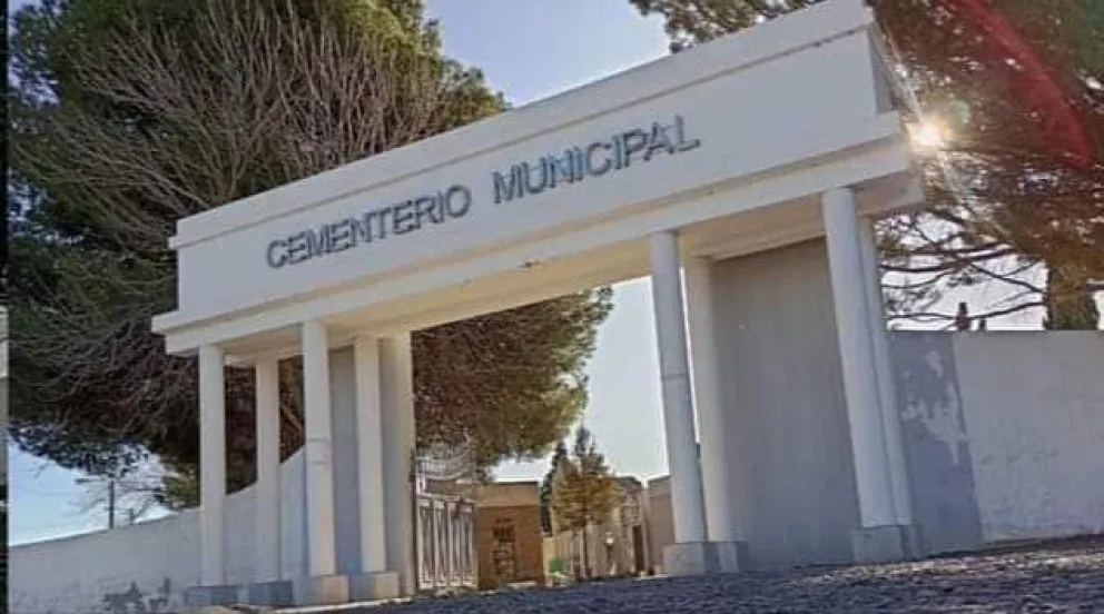 Doloroso: volvieron a vandalizar un cementerio de la región