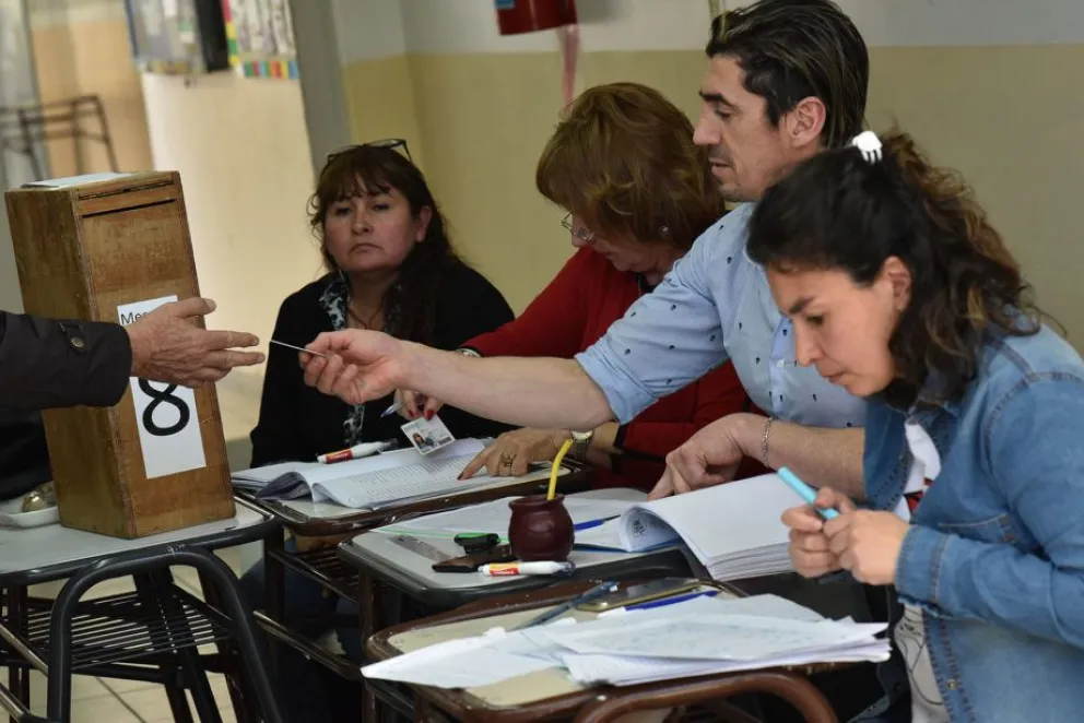 Si te interesa ser autoridad de mesa en los comicios, todavía podés inscribirte