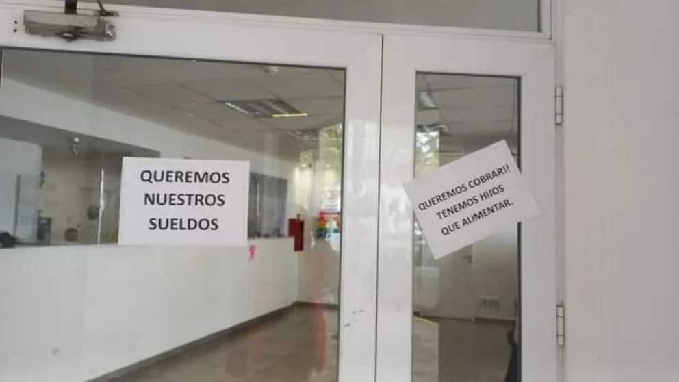 Trabajadores del Sanatorio Río Negro de Cipolletti exigen pagos atrasados y denuncian situación crítica