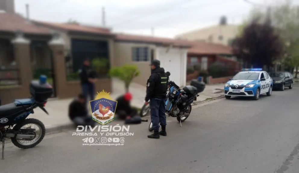 Atraparon a dealers con más de 300 envoltorios de cocaína 