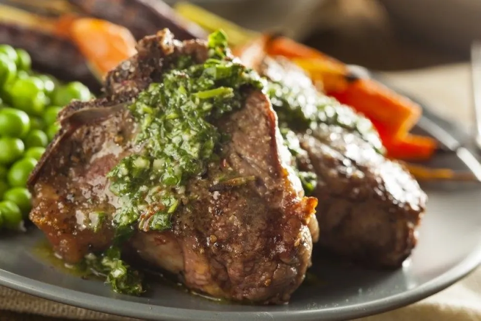 Día nacional del Asado: el secreto de dos salsas clásicas para acompañar la carne