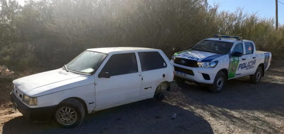  Recuperación Exitosa: Vehículo robado es hallado abandonado en Cipolletti