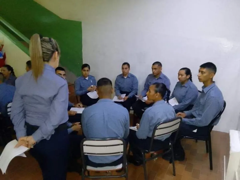 Taller de capacitación en Cipolletti: Abordando la violencia familiar, de género y diversidades