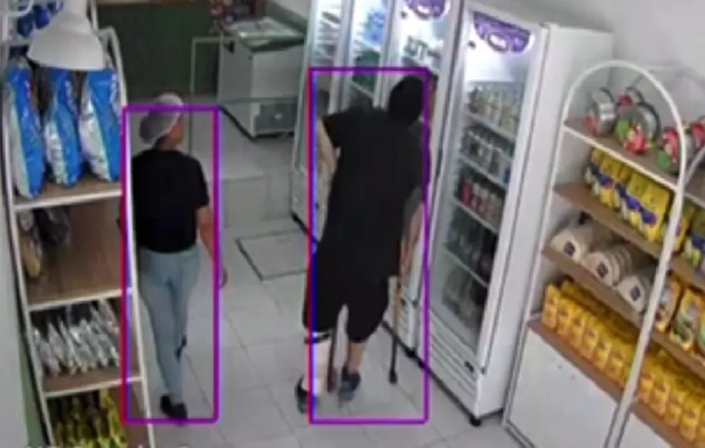 ¡Insólito! Con muletas y todo logró robar un comercio en pleno centro