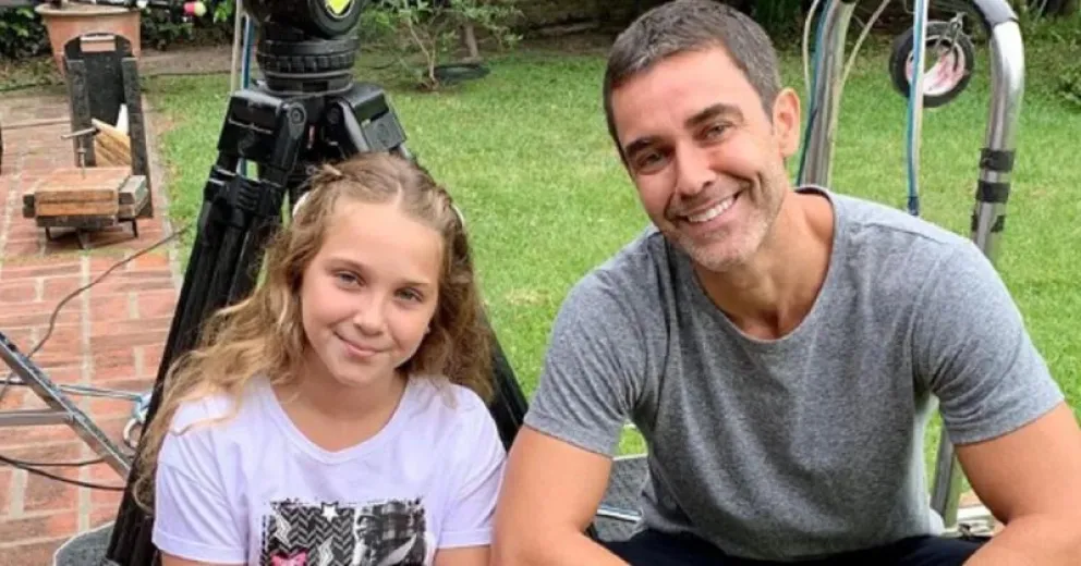 La hija de Mariano Martínez sorprende por su crecimiento y parecido a su padre