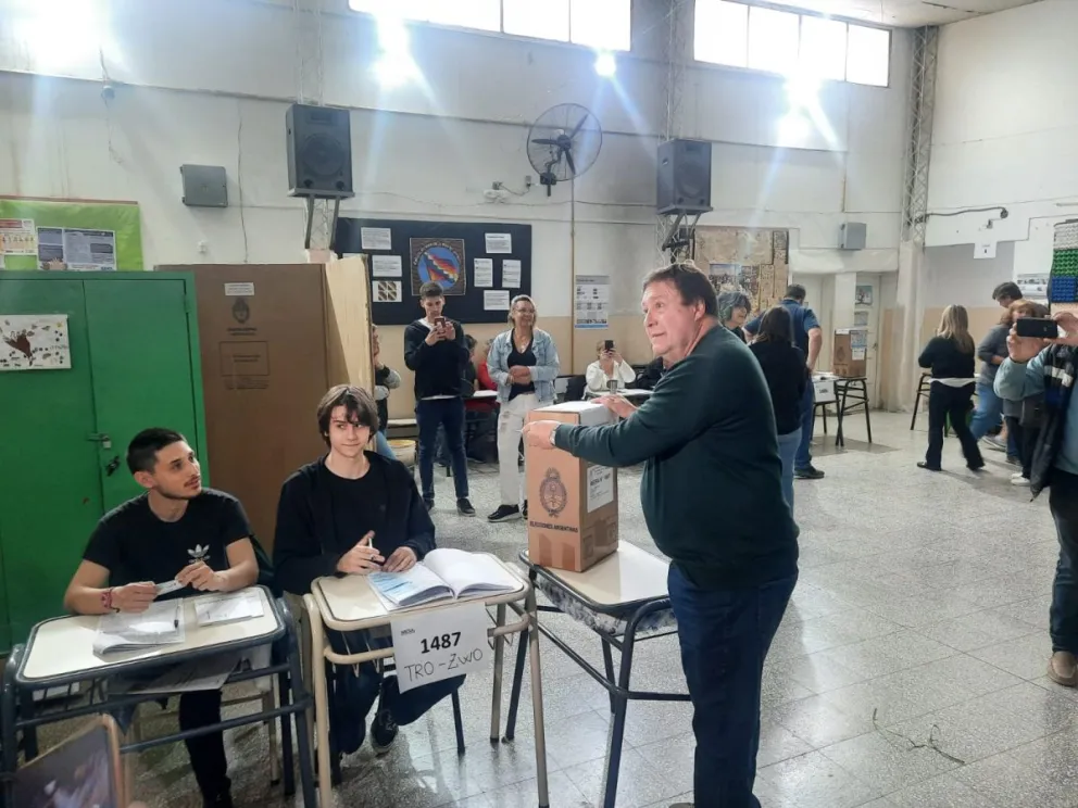 Voto Alberto Weretilneck “La incertidumbre está dada debido al momento de crisis que estamos viviendo”