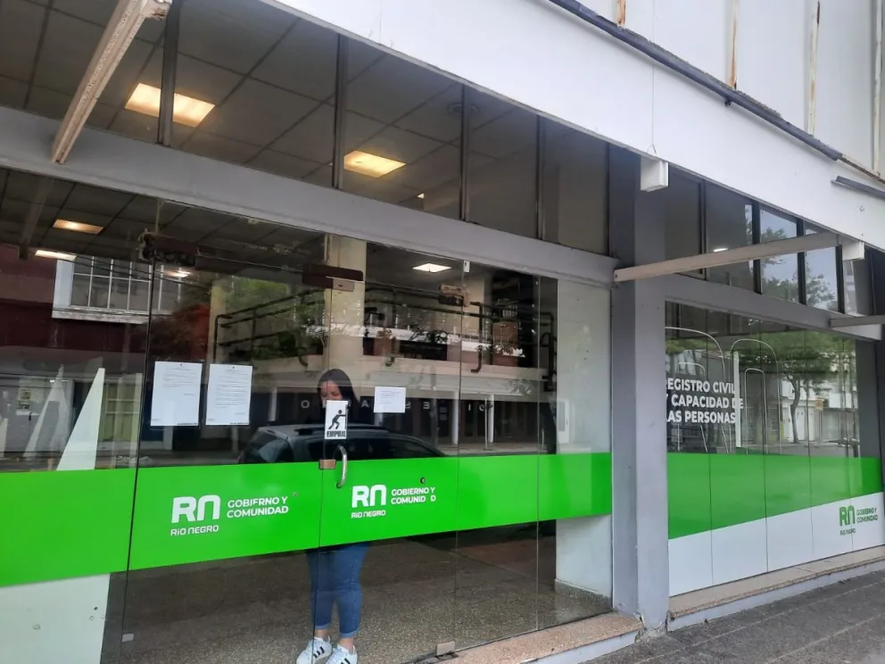 Otra vez la asistencia a retirar los DNI fue escasa