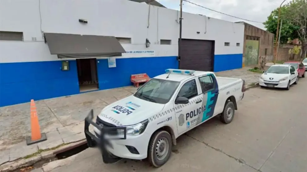 Horror: obligaba a su pareja a quemar a sus hijos con leche caliente