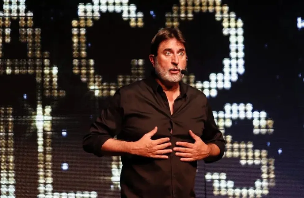    El Flaco Pailos celebra cuatro décadas de risas en Cipolletti