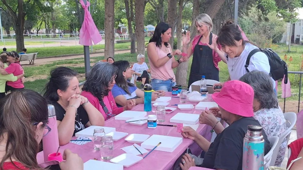 El Mes Rosa cierra este fin de semana con actividades y la entrega del carnet para mamografías