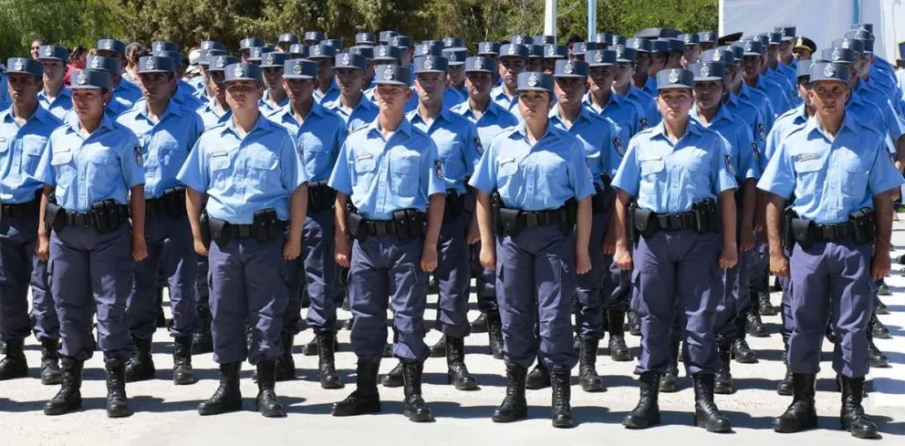 ¿Queres ser parte de la Policía de Neuquén? Enterate las carreras, inscripciones y requisitos