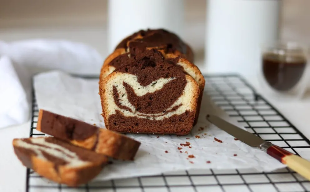 Simple, pero delicioso: budín marmolado 