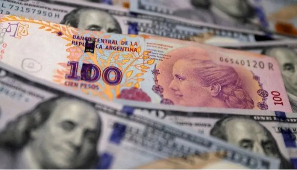 Nuevas restricciones al dólar ahorro: ¿quién puede comprar en noviembre?
