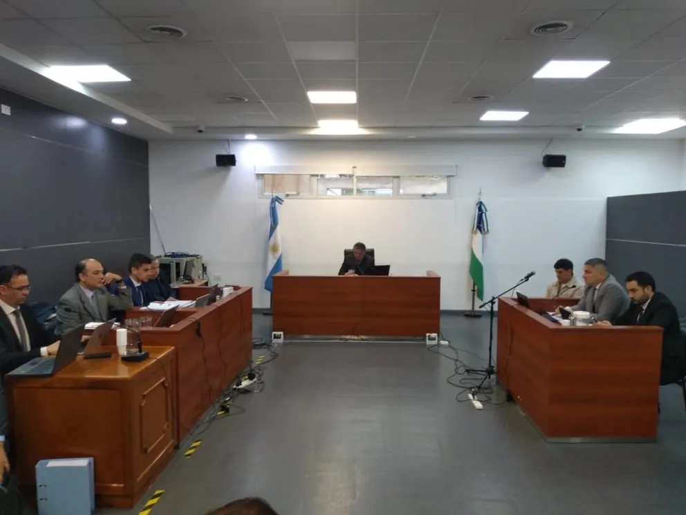 Comenzó el control de acusación contra Pablo Parra
