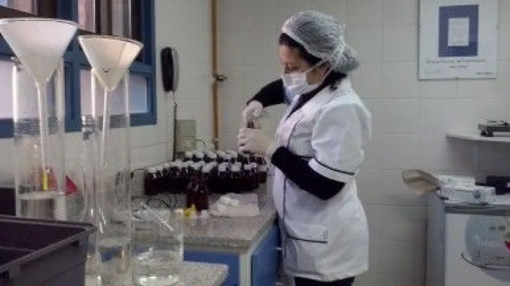 Bioquímicos cobrarán bono de $5.000 a los pacientes a partir del lunes