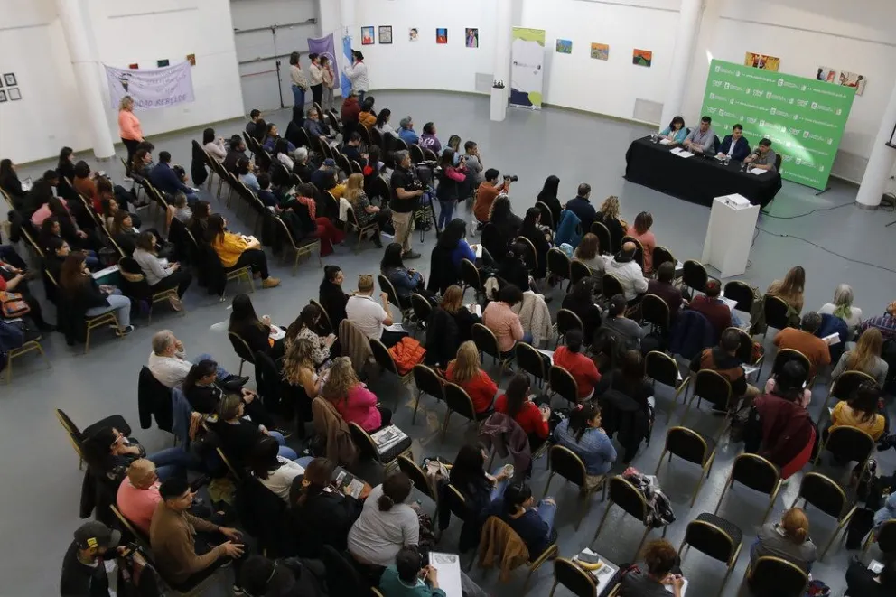 El intendente Di Tella participó del primer encuentro regional de abordaje de personas en situación de calle